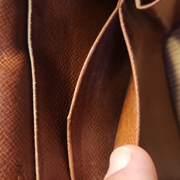 Louis Vuitton Vintage 1990 Monogram Wallet, Brown, Unisex - Picture 11 of 17